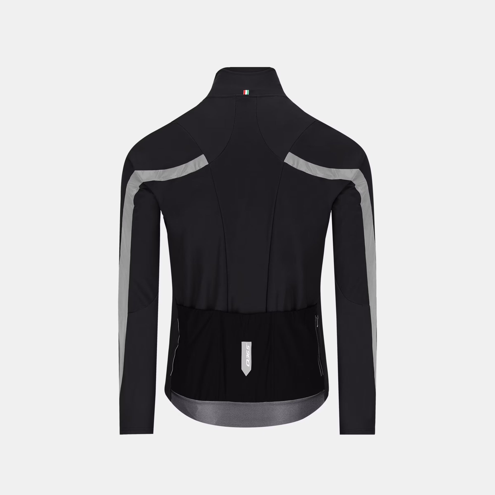 Back view of Q36.5 Dottore Termico Jacket - Unisex - Black with reflective detailing and three rear pockets for cycling storage