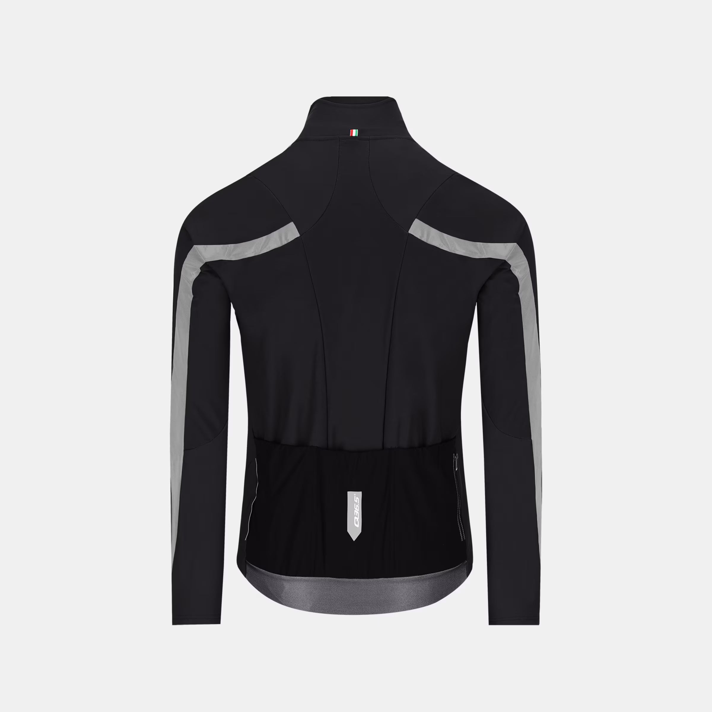Back view of Q36.5 Dottore Termico Jacket - Unisex - Black with reflective detailing and three rear pockets for cycling storage